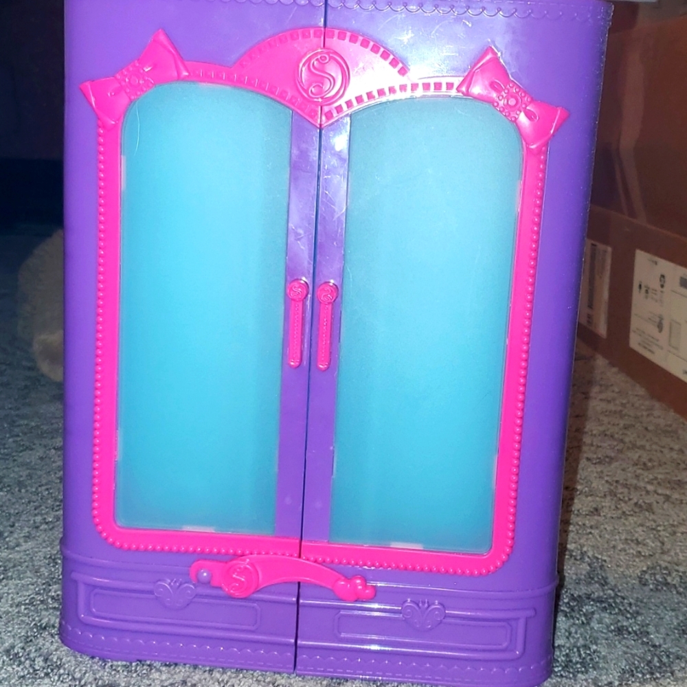 Kids  Barbie doll closet